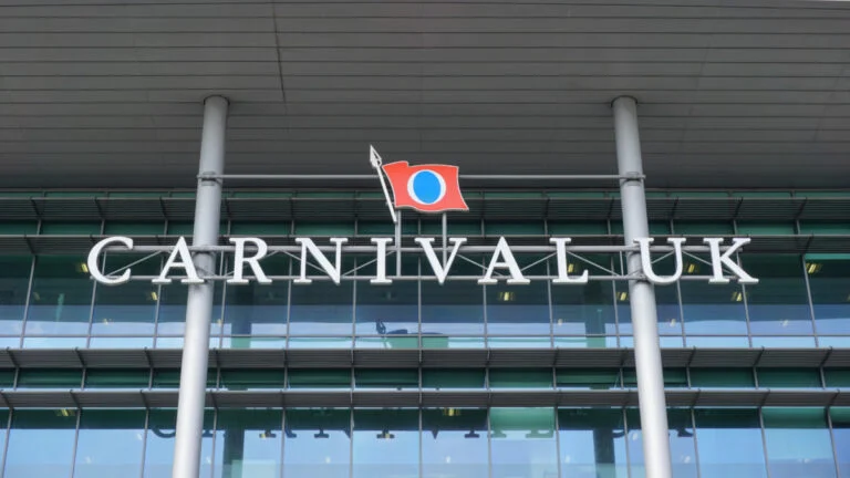 Bilingual Host on Cruise Ship (UK, Singapore, Australia) 客船バイリンガルホスト(イギリス・シンガポール・オーストラリア)